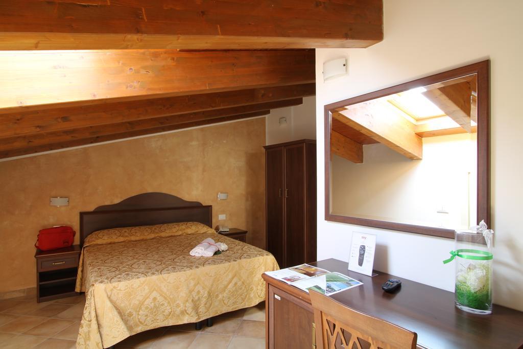 Country House Il Ponte Alba Adriatica Exterior photo