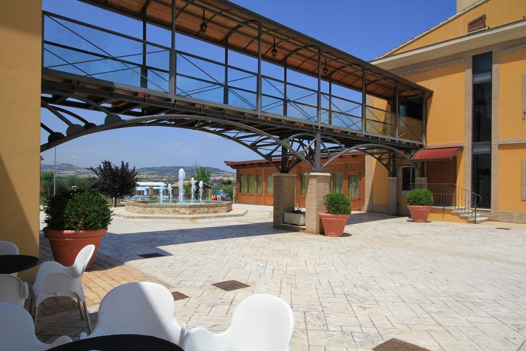Country House Il Ponte Alba Adriatica Exterior photo